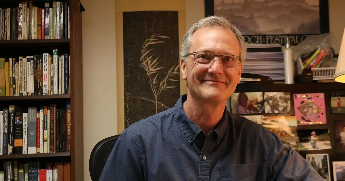 Dominick Hand Longtime humanities instructor named recipient of UNC Board of ...