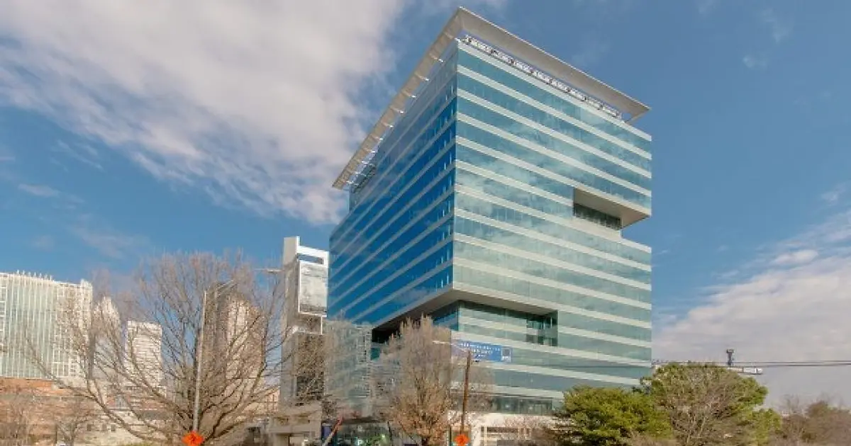 Ann-Fleming Powell represents Sitehands in their headquarter relocation ...