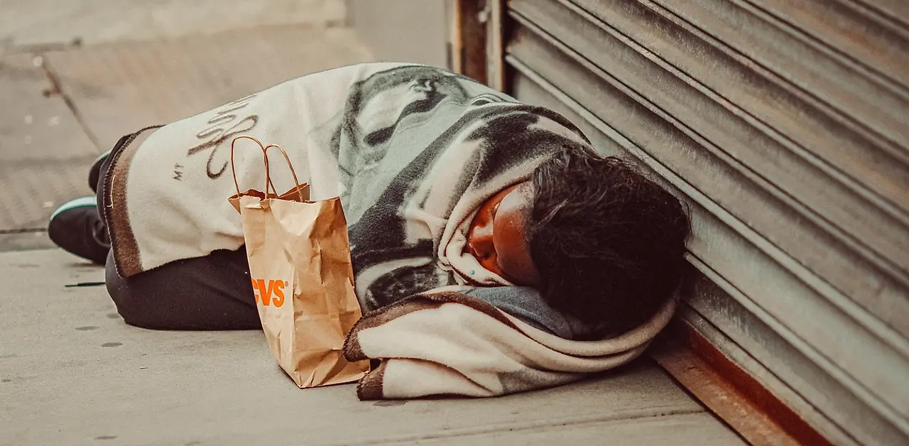 Rich Homeless The Big Apple Has Homelessness—Not Just Dreams and Rich Lifestyles ...