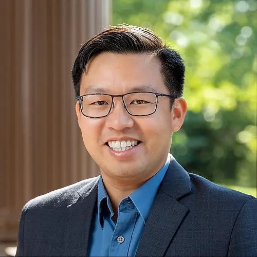 Devin Labuda Devin Lau | Yale and the World